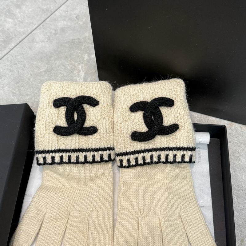 Chanel Gloves 74 (30)