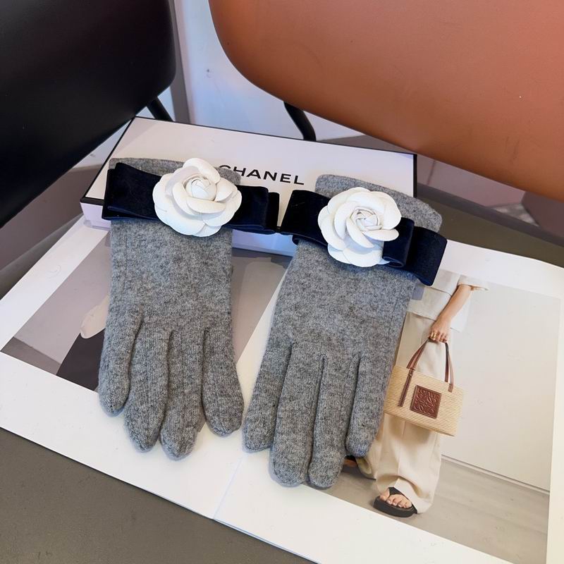 Chanel Gloves 87 (22)