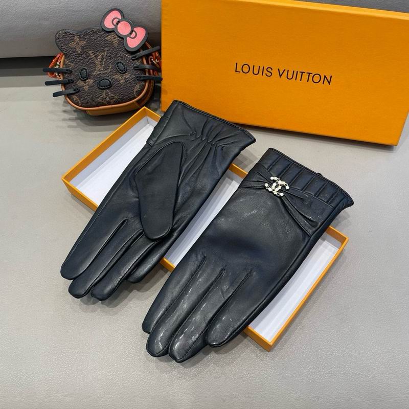 Chanel Gloves M L 162 (1)