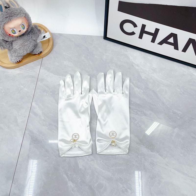 Chanel Gloves dx (185)