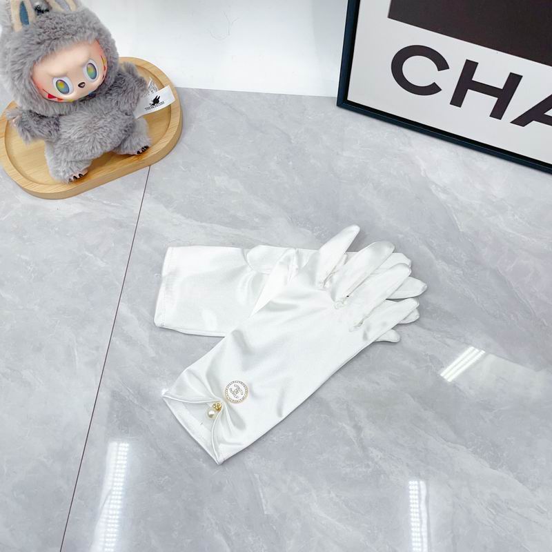Chanel Gloves dx (188)