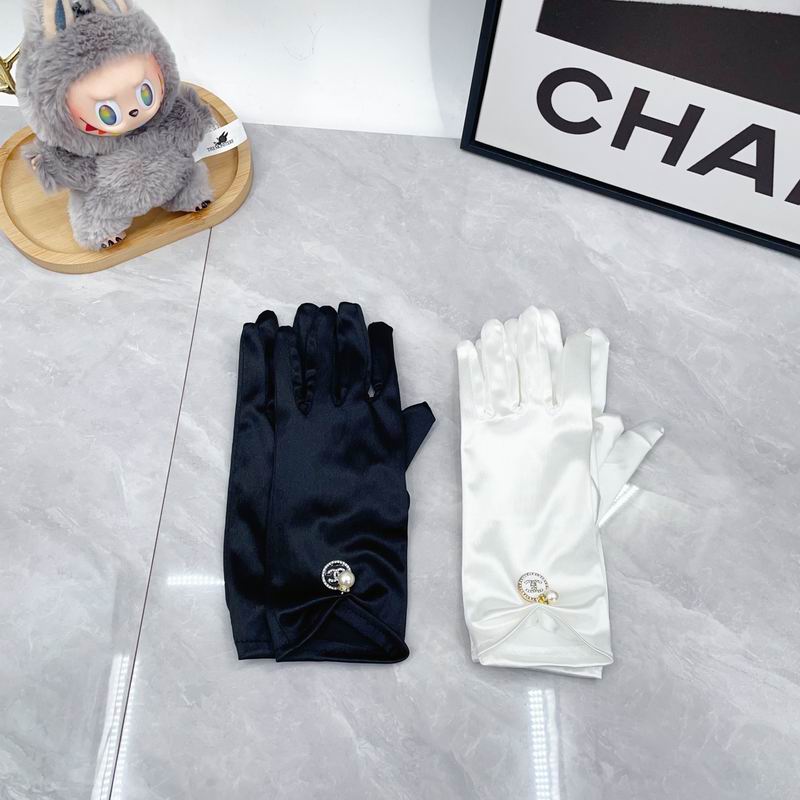 Chanel Gloves dx (189)