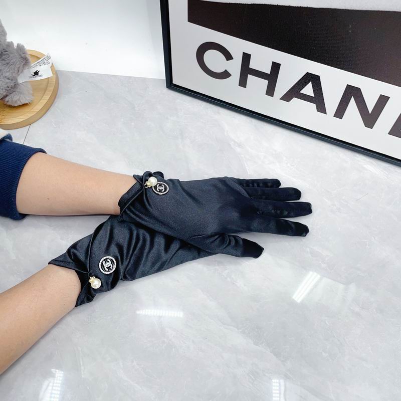 Chanel Gloves dx (192)