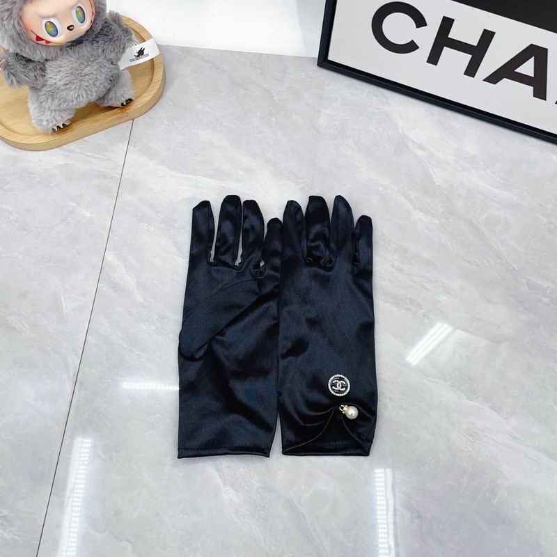 Chanel Gloves dx (197)