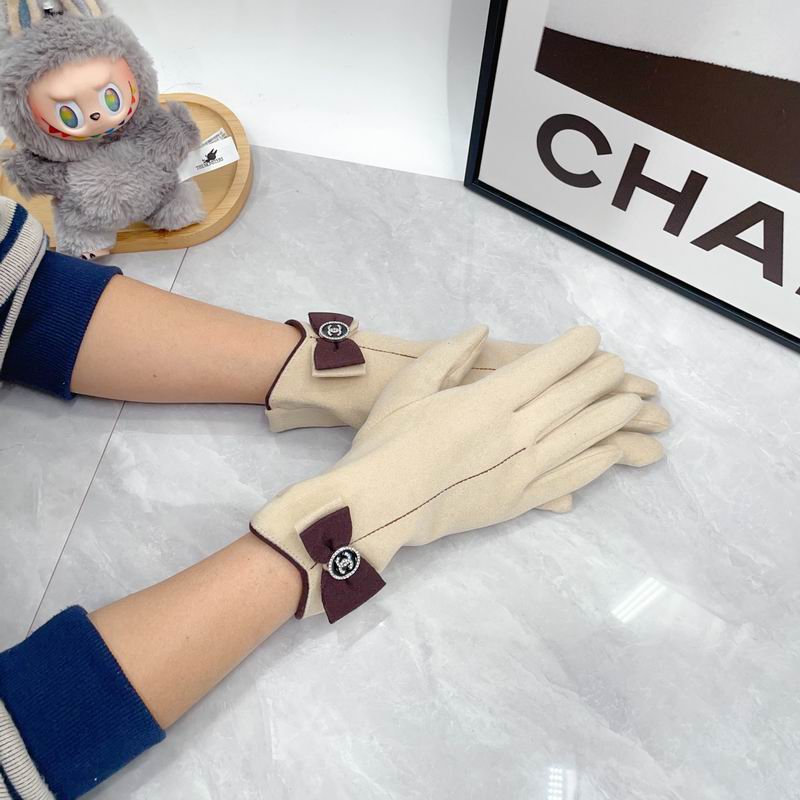 Chanel Gloves dx (209)