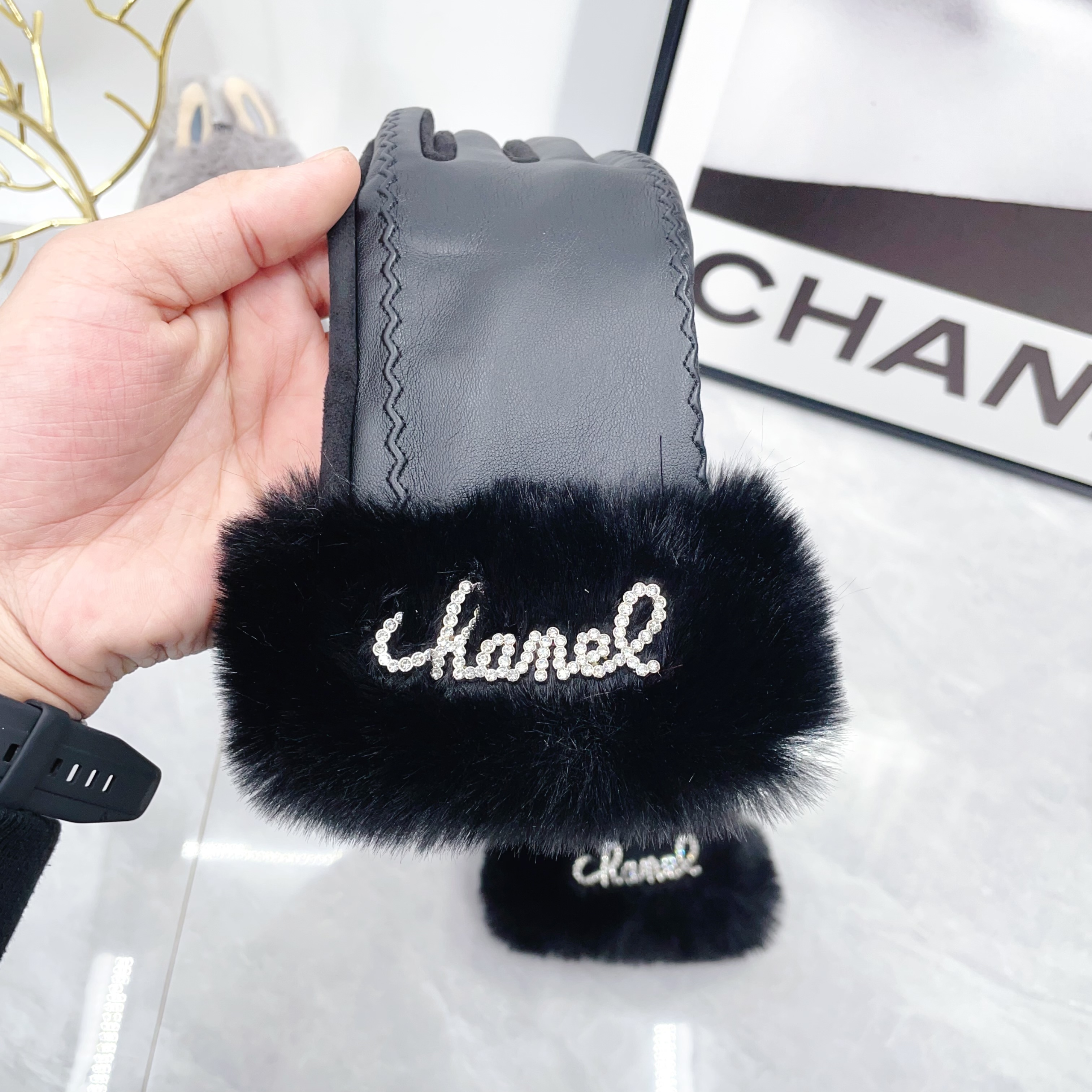 Chanel Gloves dx (286)