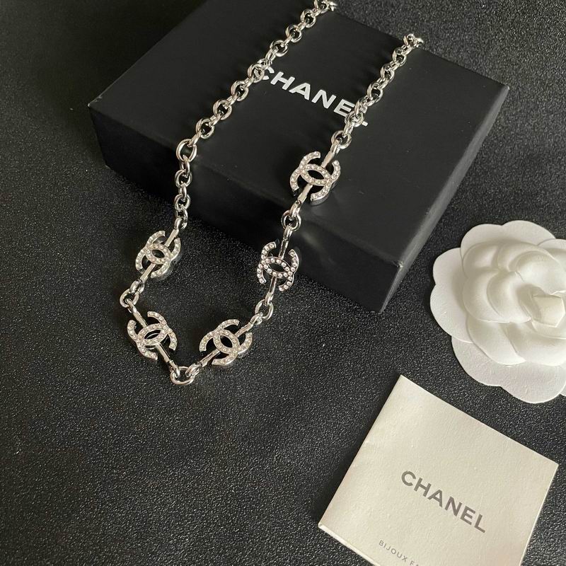Chanel Necklace 10yxx07 (1)