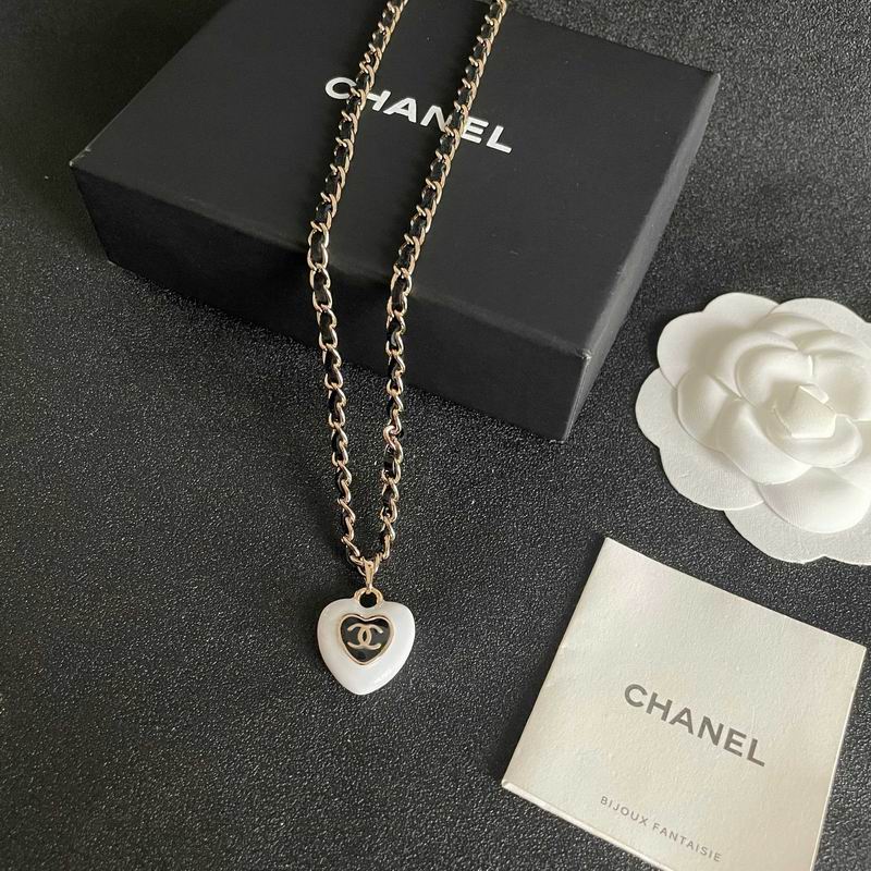 Chanel Necklace 10yxx08 (1)
