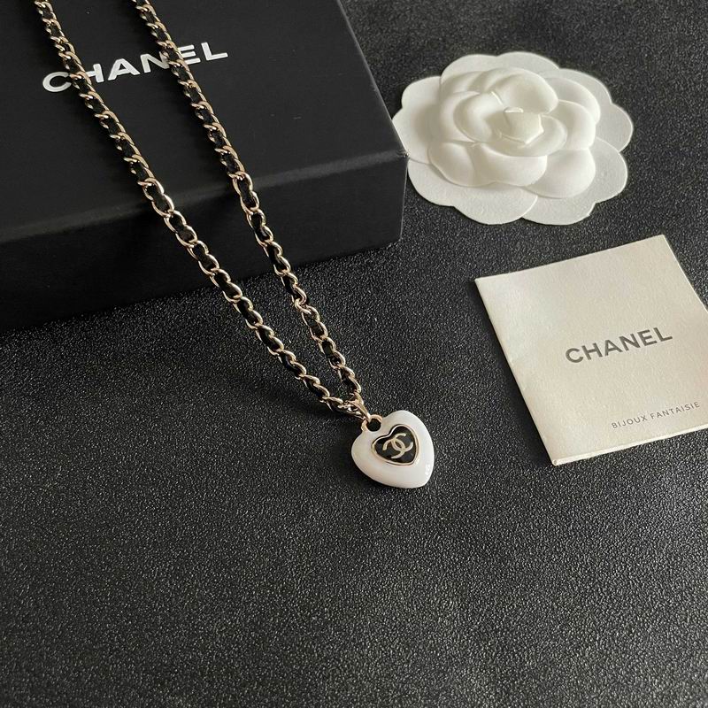 Chanel Necklace 10yxx08 (2)