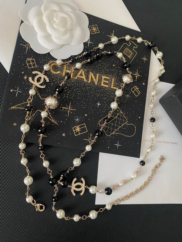 Chanel Necklace 10yxx20 (1)