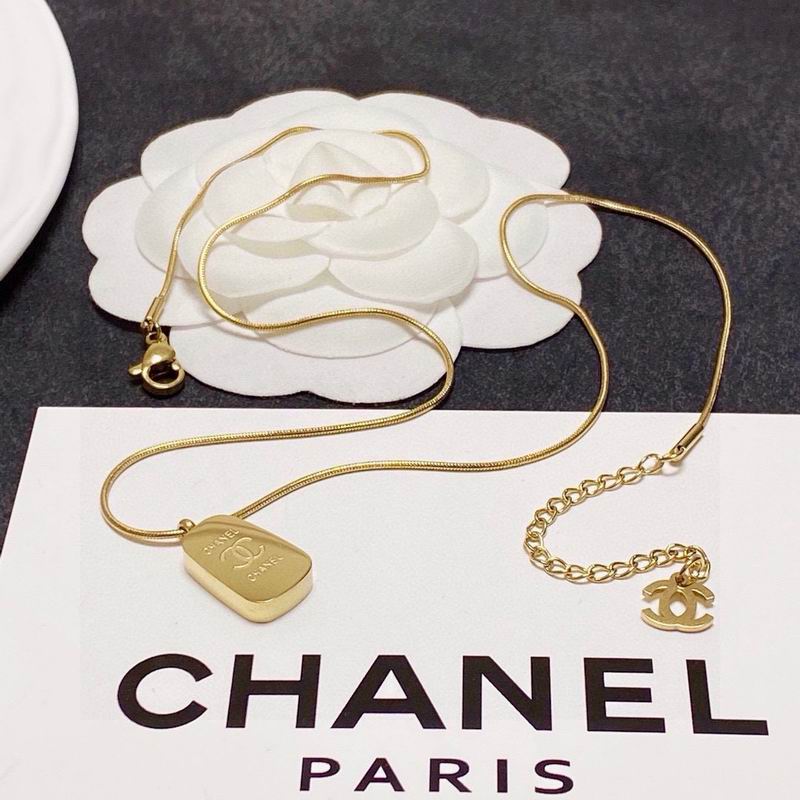 Chanel Necklace 10yxx22 (7)