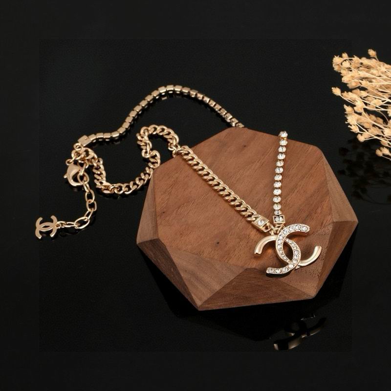 Chanel Necklace 10yxx25 (2)
