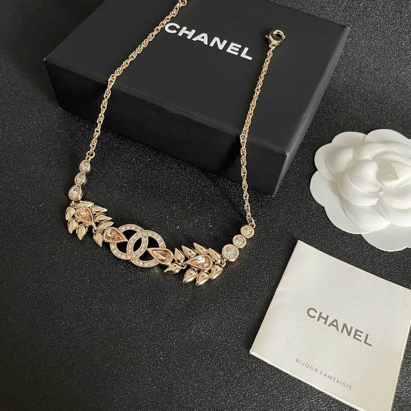Chanel Necklace 10yxx29 (1)
