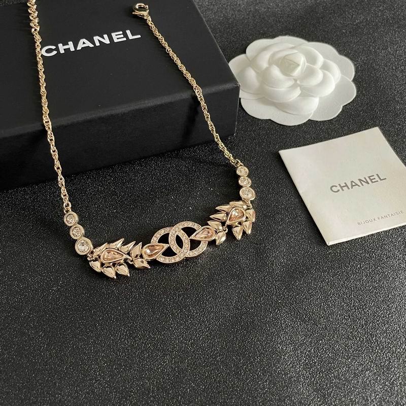 Chanel Necklace 10yxx29 (2)