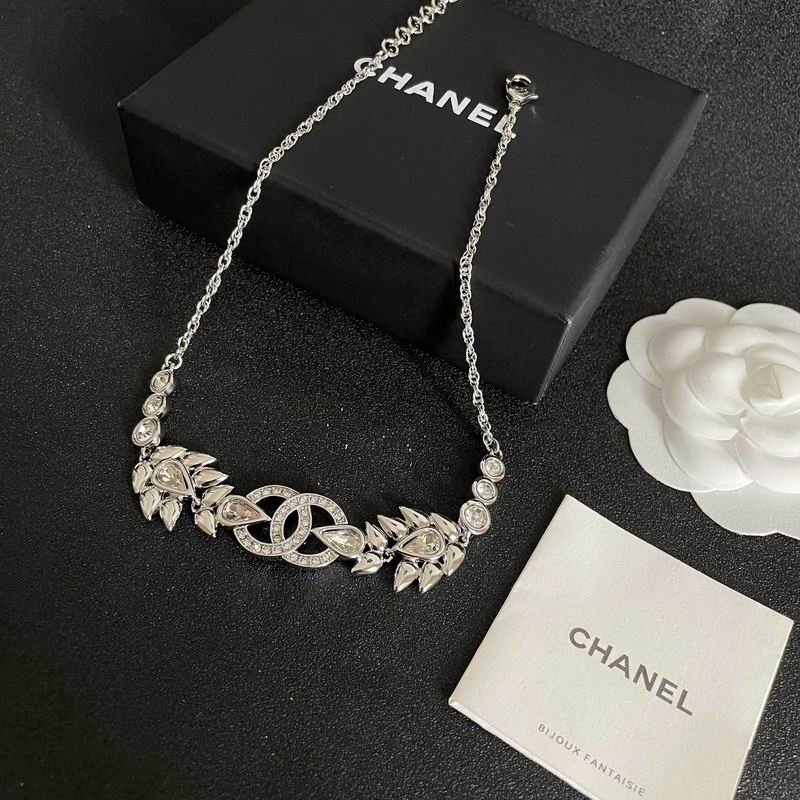 Chanel Necklace 10yxx29 (5)