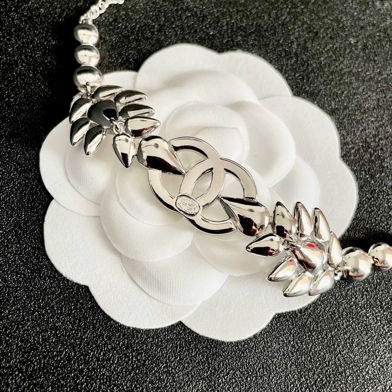 Chanel Necklace 10yxx29 (8)