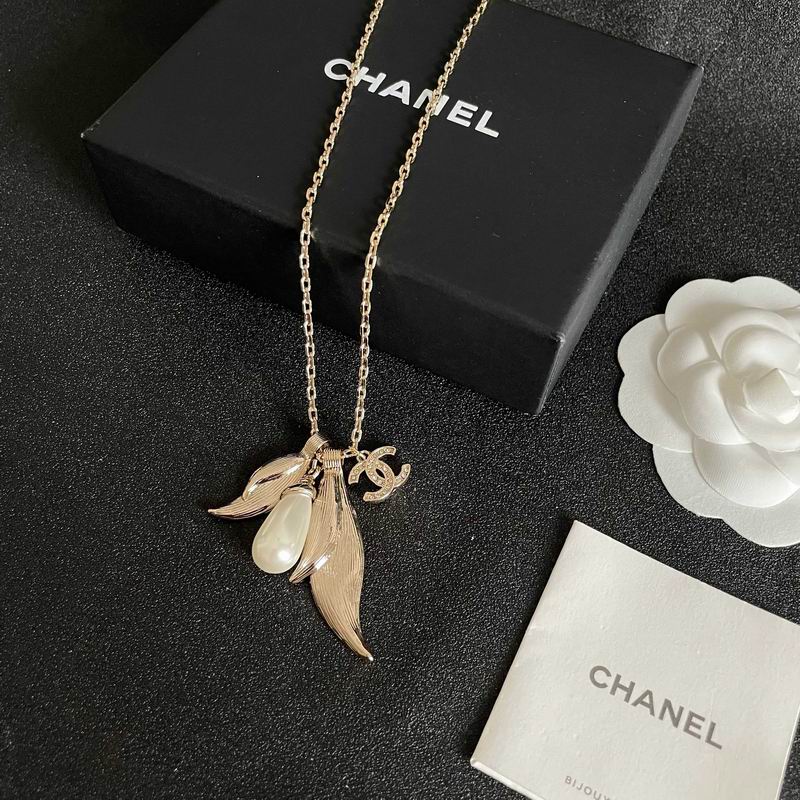 Chanel Necklace 10yxx33 (1)