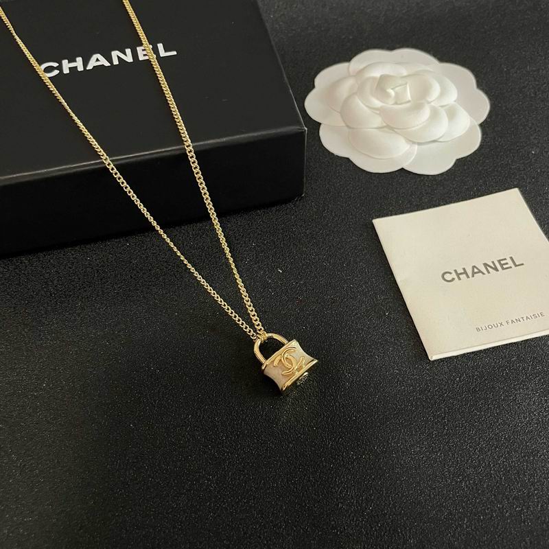 Chanel Necklace 10yxx34 (12)