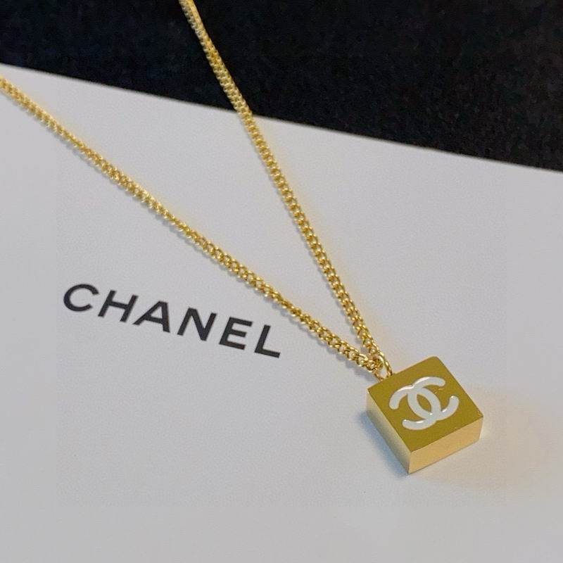 Chanel Necklace 10yxx49 (3)