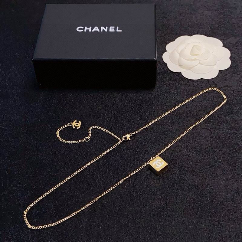 Chanel Necklace 10yxx49 (4)