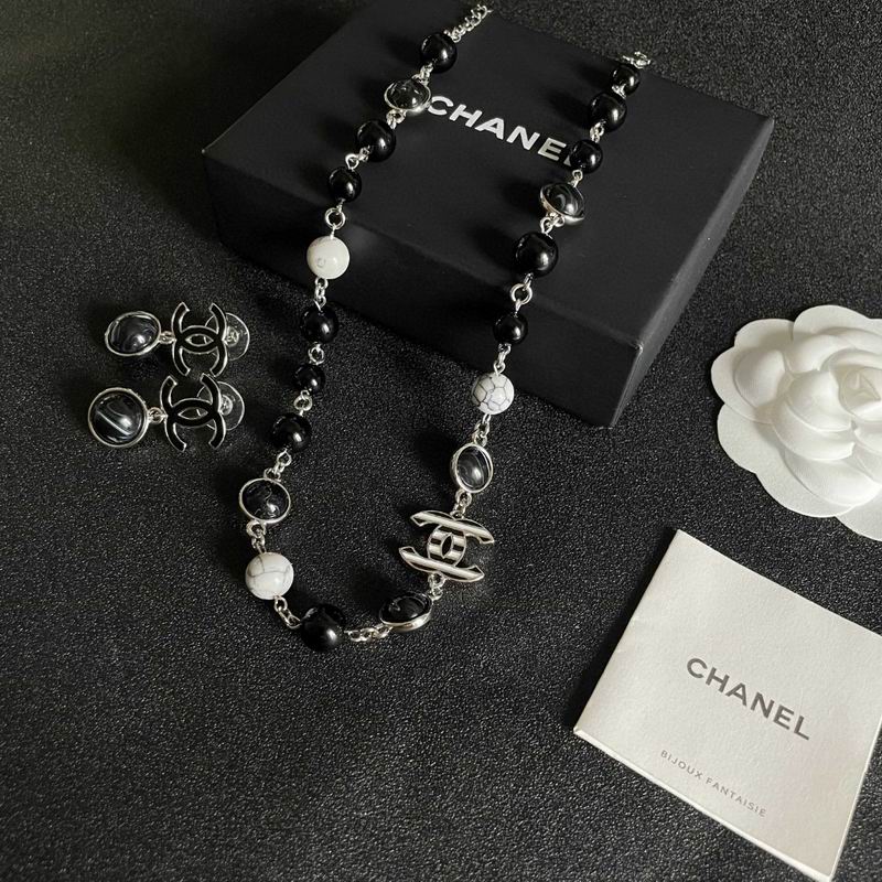 Chanel Necklace 10yxx76 (1)