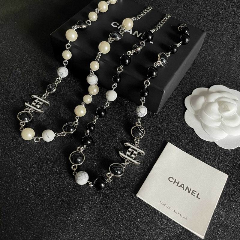 Chanel Necklace 10yxx76 (10)