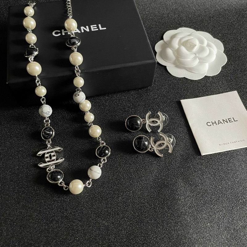 Chanel Necklace 10yxx76 (12)