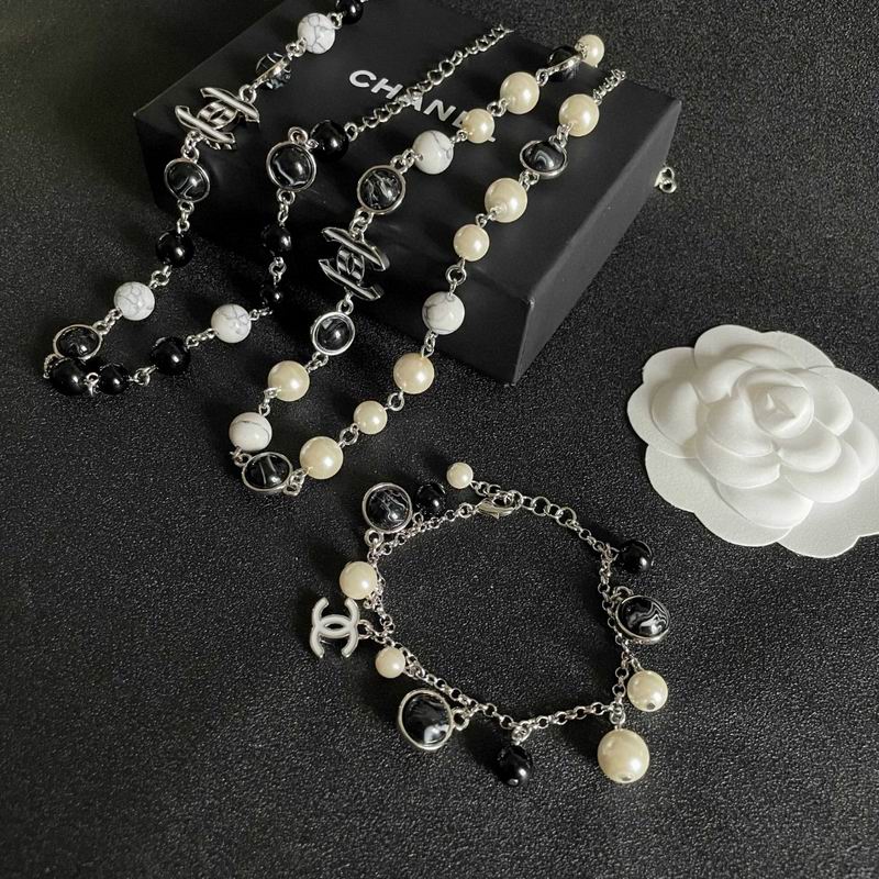 Chanel Necklace 10yxx76 (8)