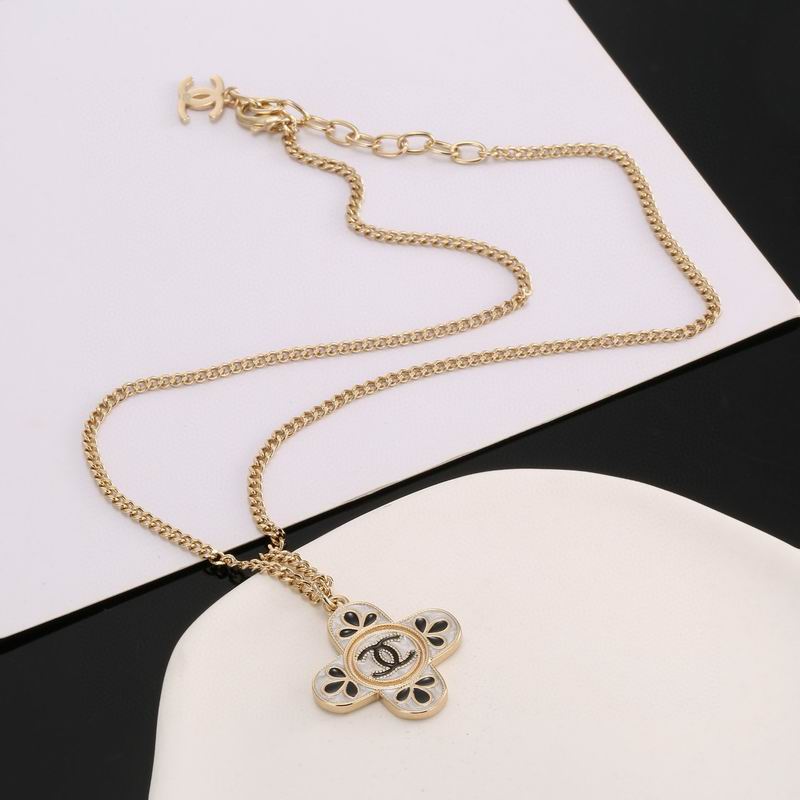 Chanel Necklace 10yxx81 (6)