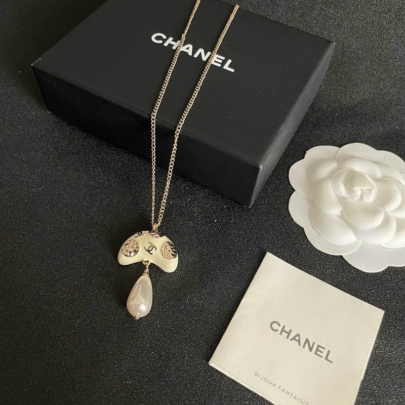 Chanel Necklace 10yxx83 (1)