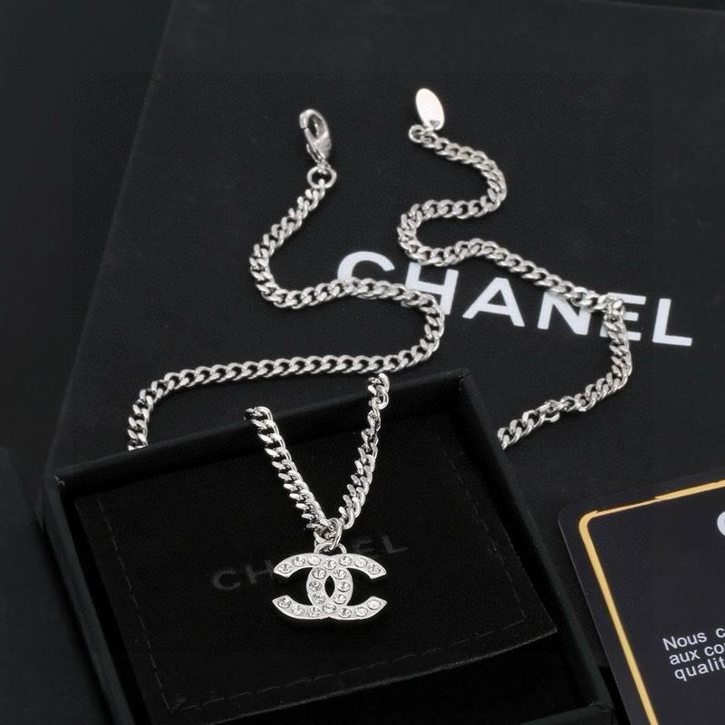 Chanel Necklace 10yxx95 (4)