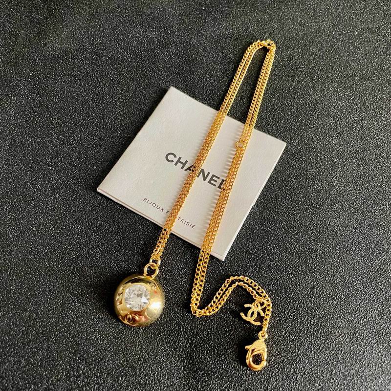 Chanel Necklace 11yxx210 (5)