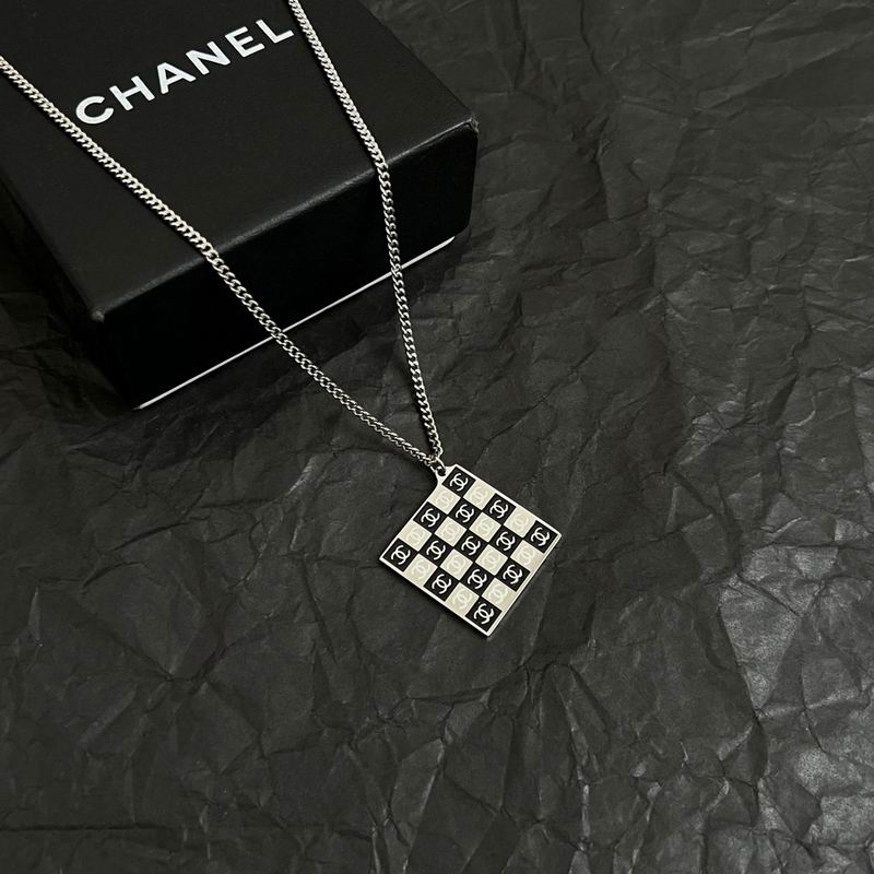 Chanel Necklace 11yxx261 (1)