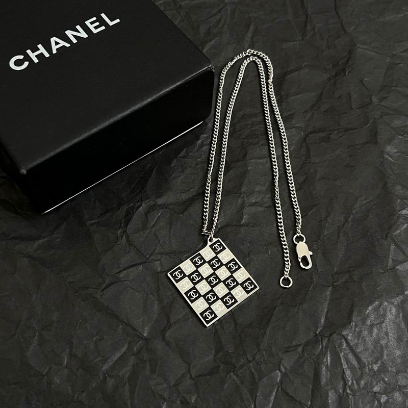 Chanel Necklace 11yxx261 (5)