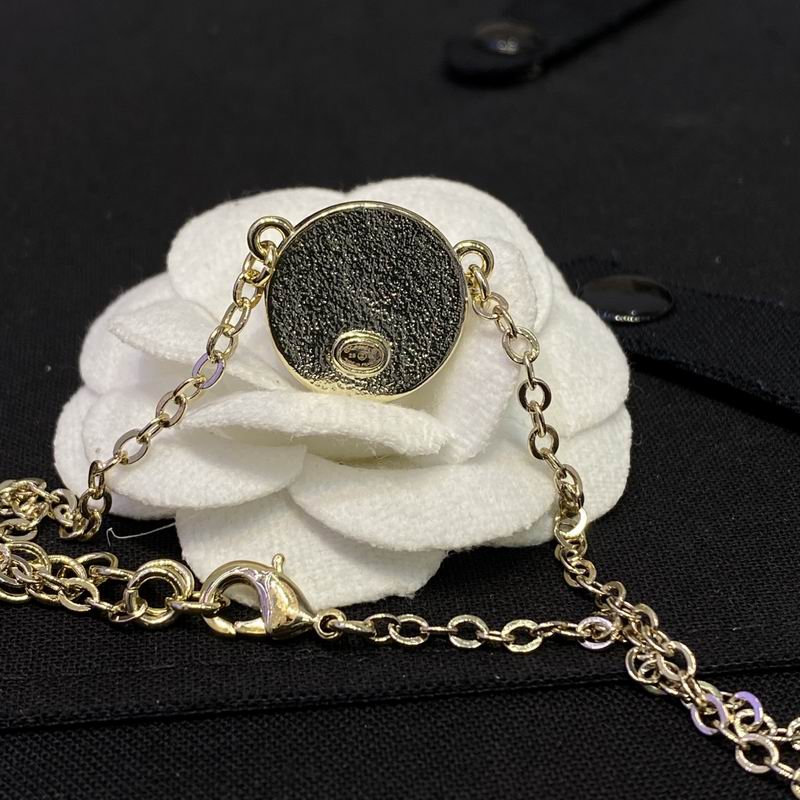 Chanel Necklace 11yxx279 (6)