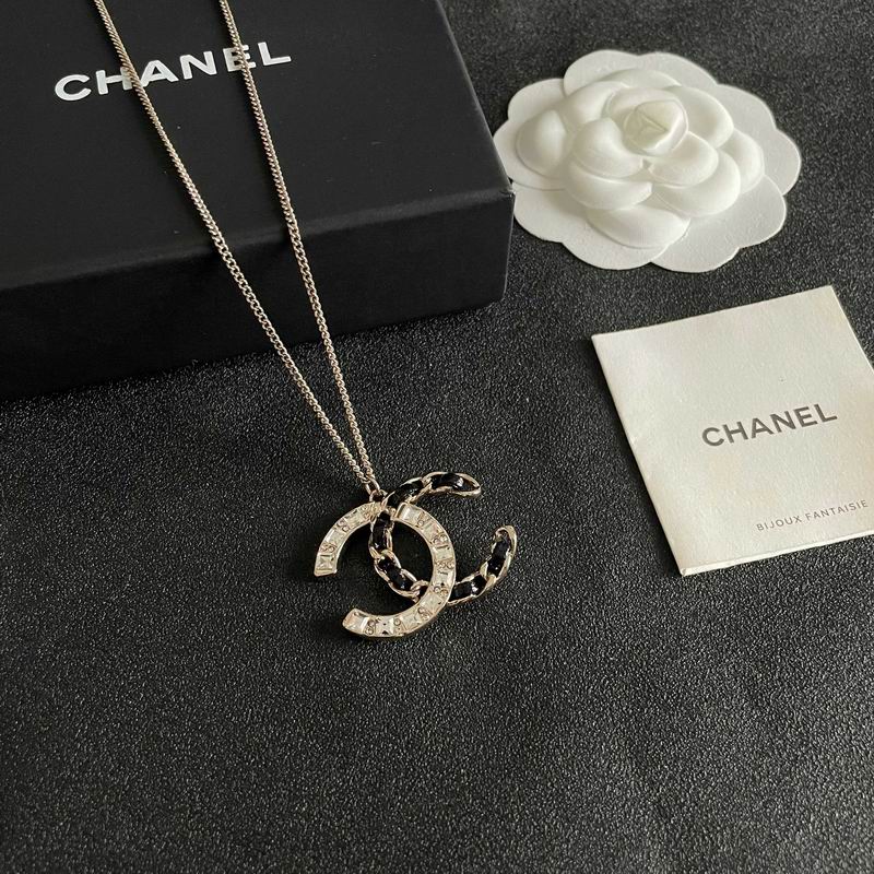 Chanel Necklace 11yxx282 (3)