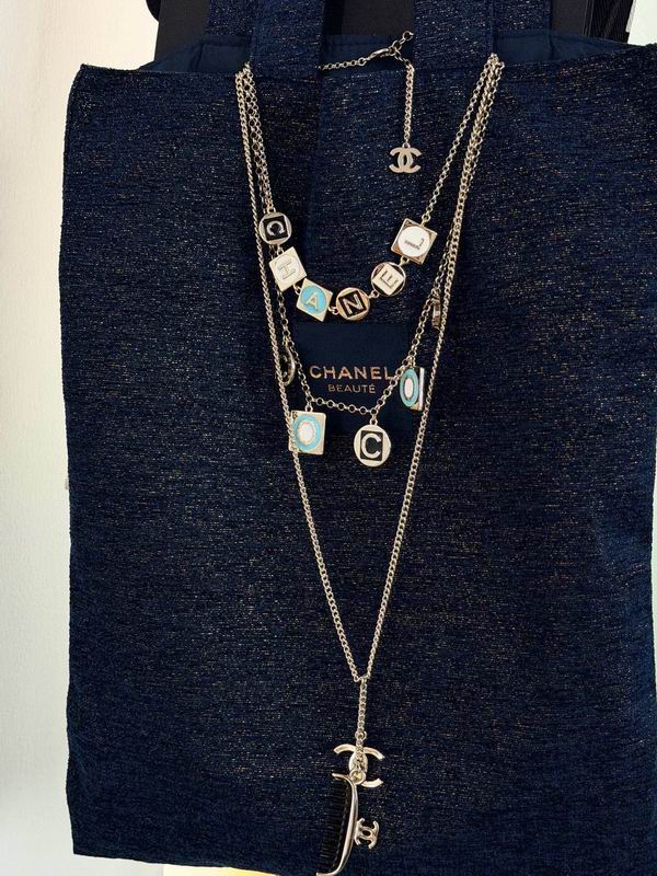 Chanel Necklace 12yxx302 (6)