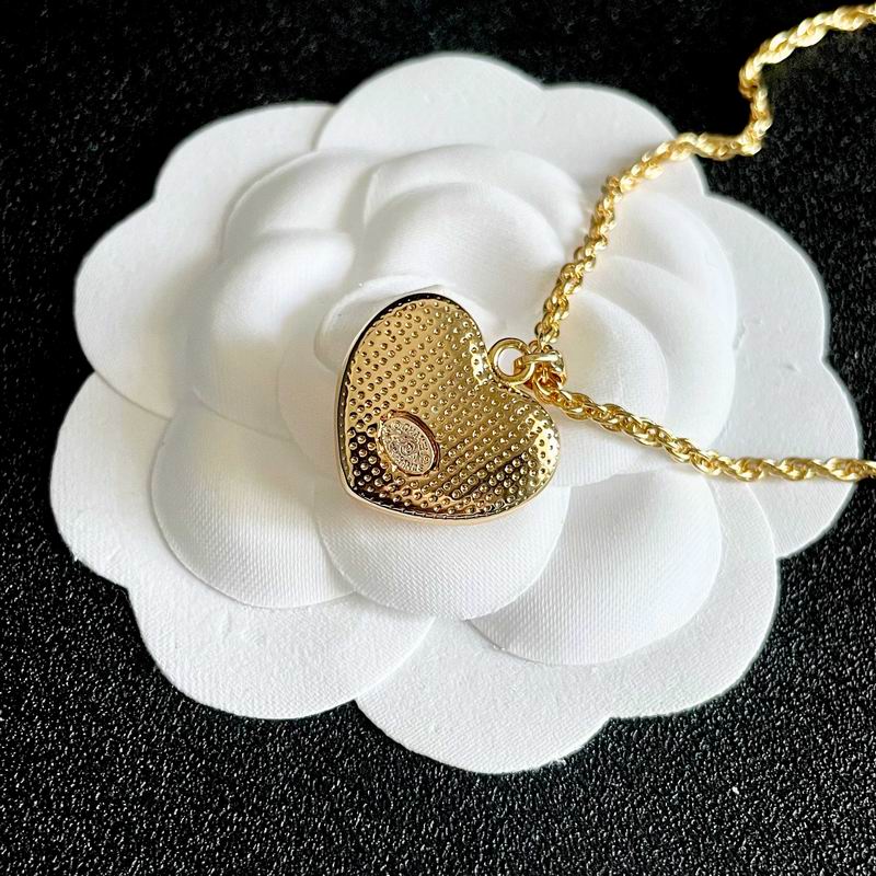 Chanel Necklace 12yxx307 (4)
