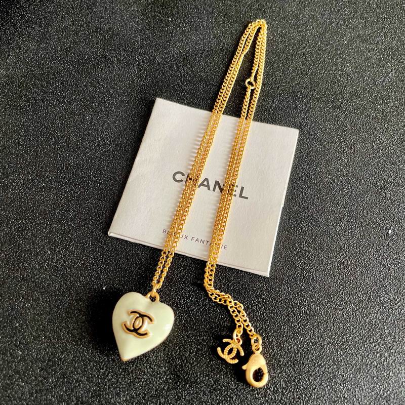 Chanel Necklace 12yxx311 (10)