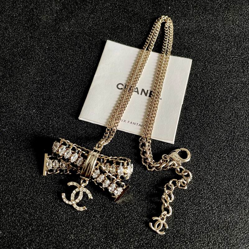 Chanel Necklace 12yxx312 (6)