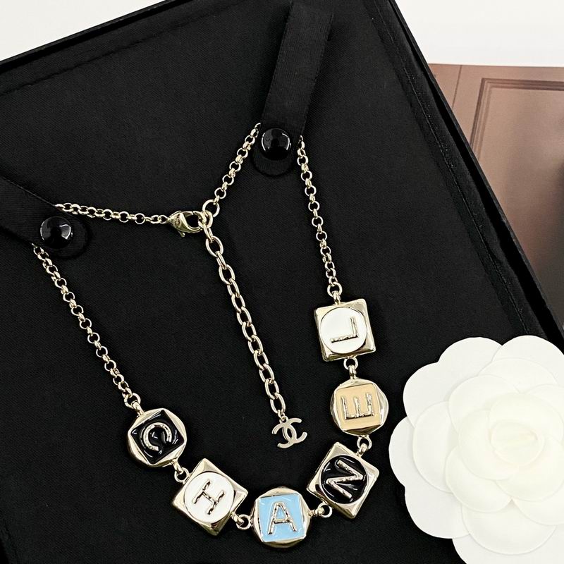 Chanel Necklace 12yxx336 (2)