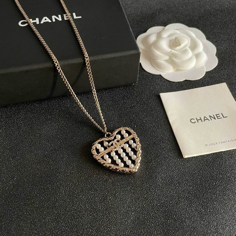 Chanel Necklace 12yxx341 (5)
