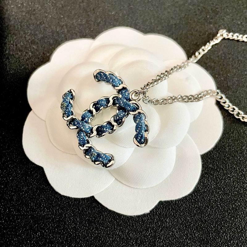 Chanel Necklace 12yxx345 (10)