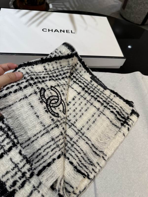 Chanel Scarf 30X190cm 100%羊绒 E40 (14)
