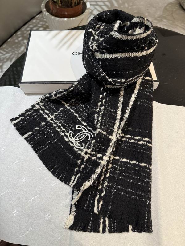 Chanel Scarf 30X190cm 100%羊绒 E40 (3)