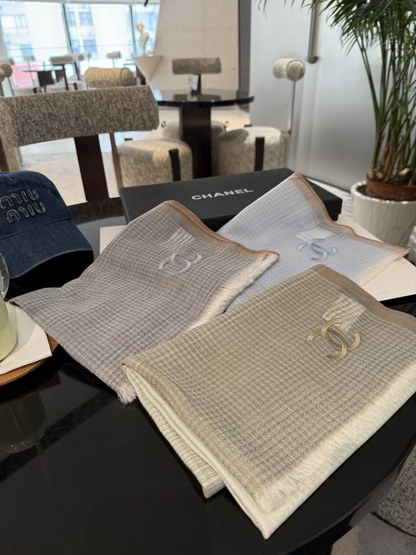 Chanel Scarf 90X200cm E27 (1)