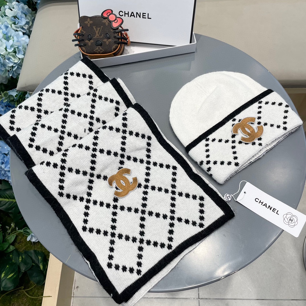 Chanel Scarf Hat (425)