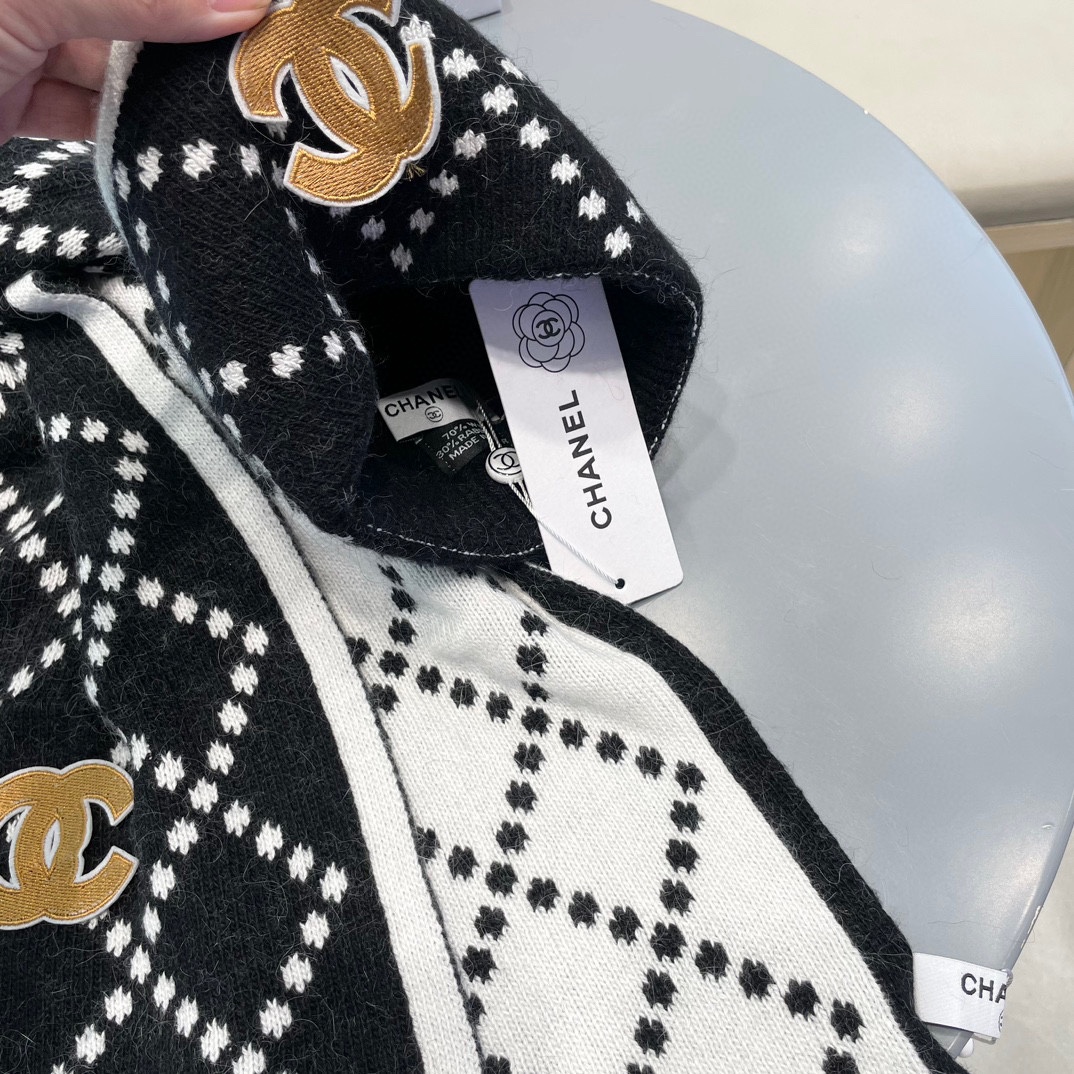 Chanel Scarf Hat (429)