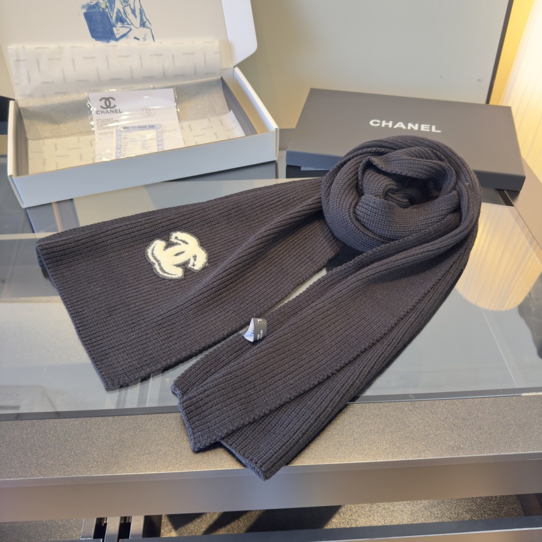 Chanel Scarf Hat (818)