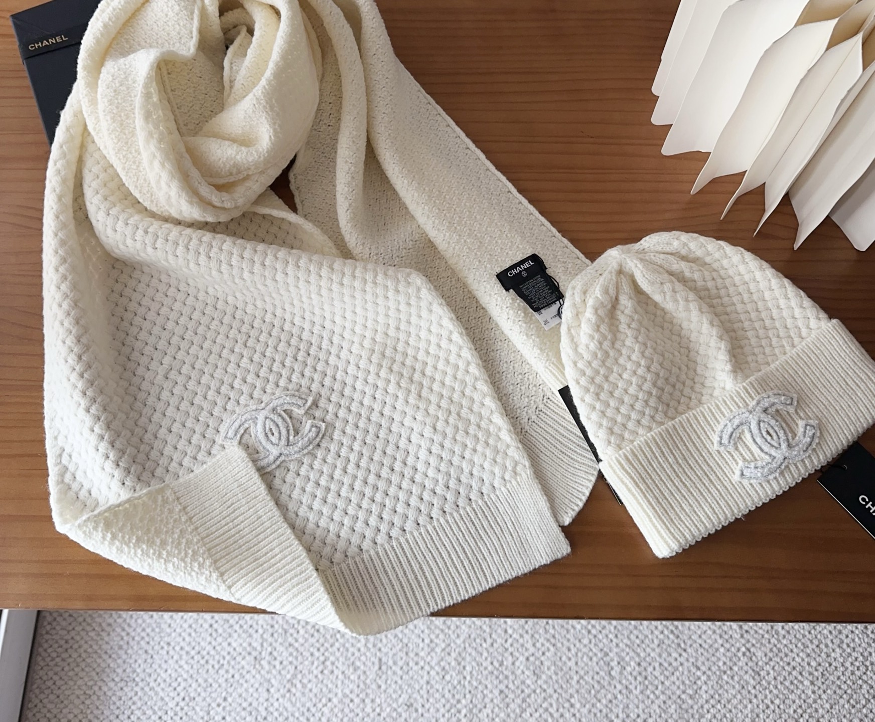 Chanel Scarf Hat (944)